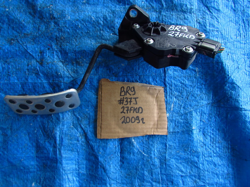 Педаль газа Subaru Legacy BR9