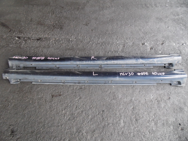 Порог Toyota Windom