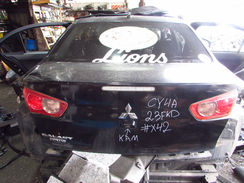 Крышка багажника Mitsubishi Lancer CY4A