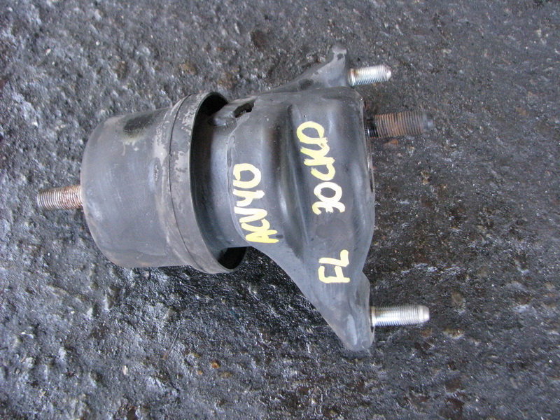 Подушка двигателя Toyota Camry