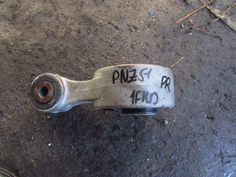 Подушка двигателя Nissan Murano