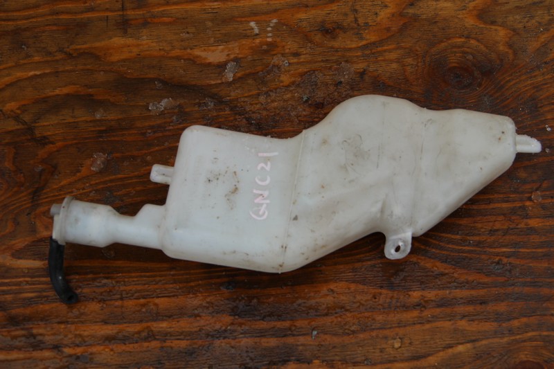 Бачок расширительный Toyota Bb QNC21