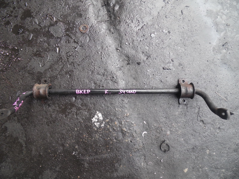 Стабилизатор Mazda Axela