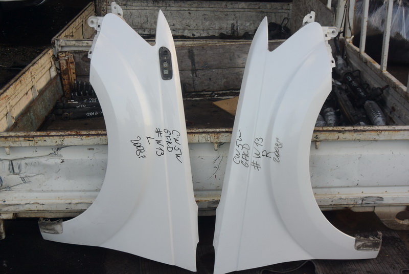 Крыло Mitsubishi Outlander CW5W