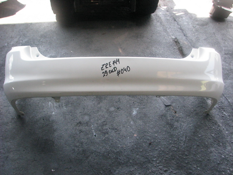 Бампер Toyota Corolla Fielder ZRE144