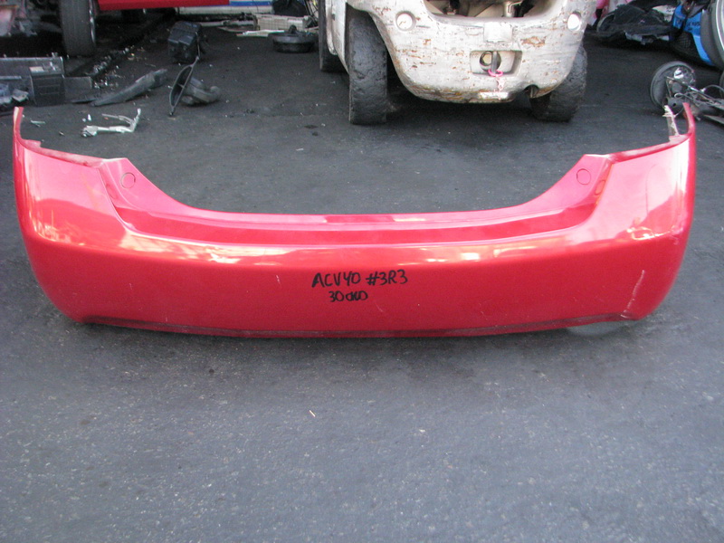 Бампер Toyota Camry