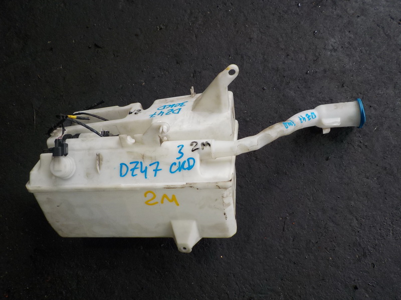 Бачок стеклоомывателя Volvo Xc60 DZ47