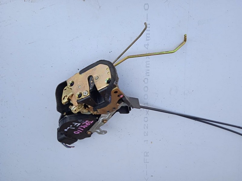 Замок двери Toyota Mark II