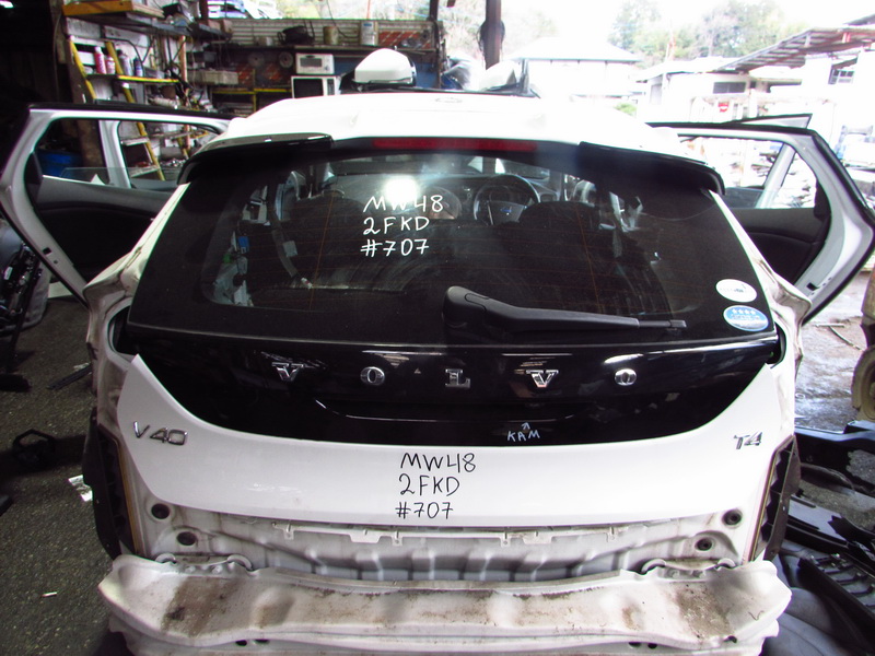 Дверь задняя Volvo V40