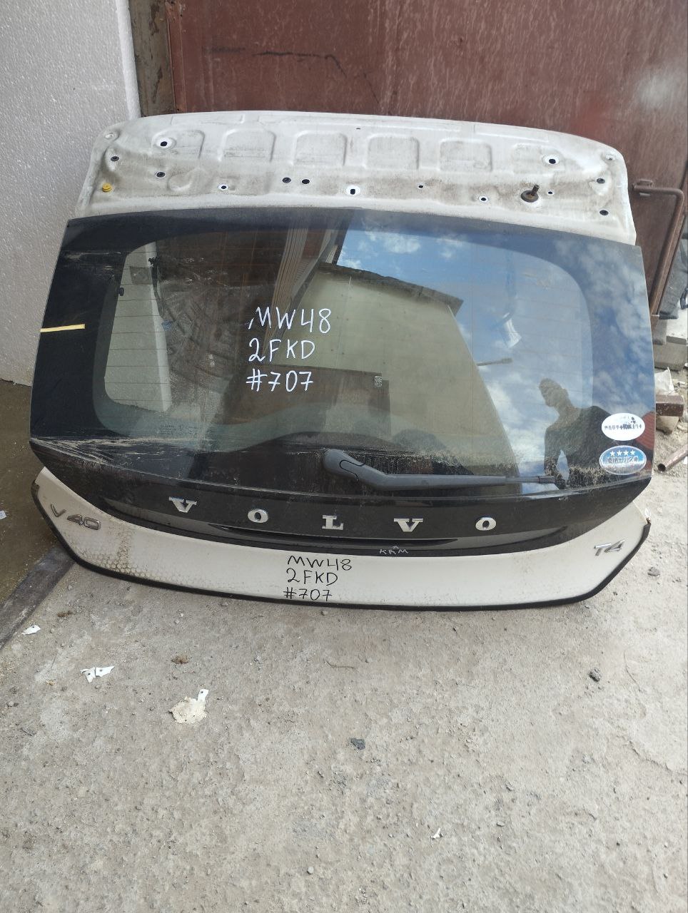 Дверь задняя Volvo V40 MV48