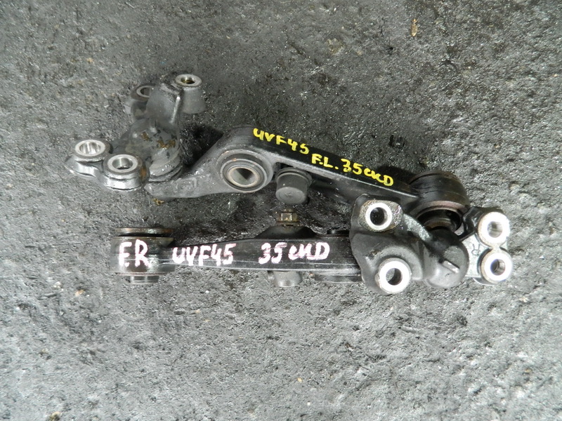 Рычаг Lexus Ls600h UVF45