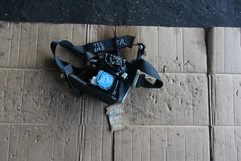 Ремень безопасности Nissan X-Trail