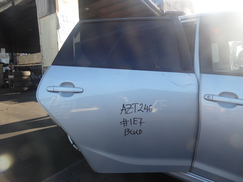 Дверь Toyota Caldina AZT246