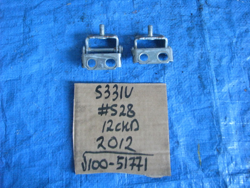 Петля двери Daihatsu Hijet S331V