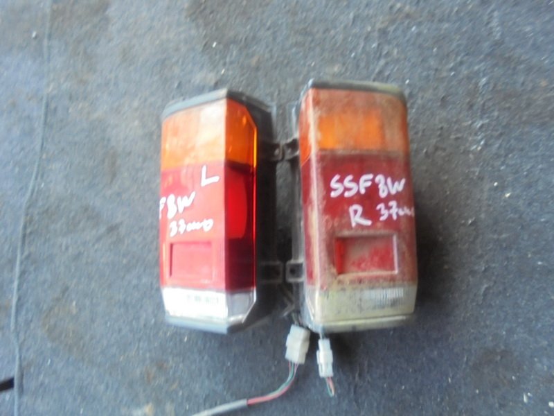 Стоп-сигнал Mazda Bongo