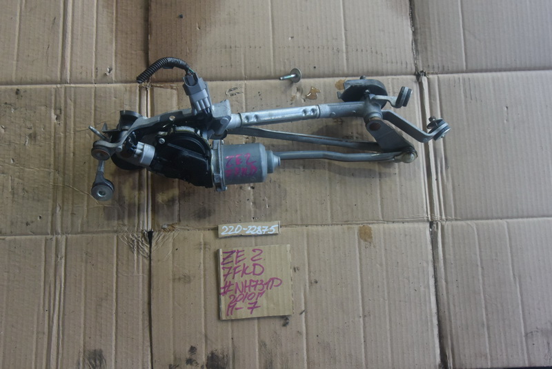 Трапеция дворников Honda Insight ZE2