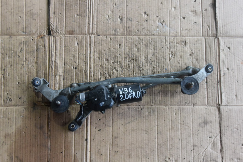 Трапеция дворников Nissan Skyline