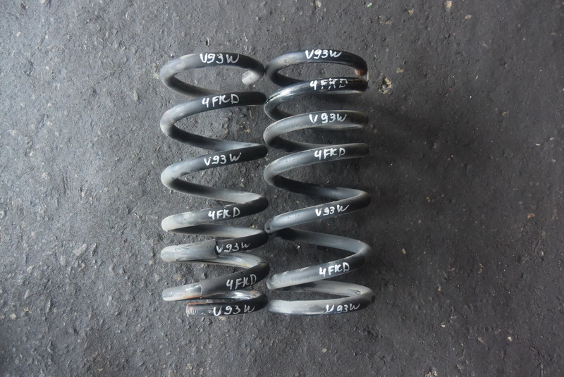 Пружина Mitsubishi Pajero V93W