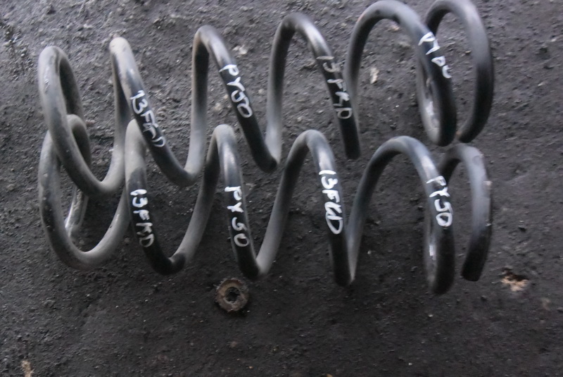 Пружина Nissan Fuga