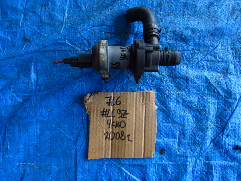 Помпа Volkswagen Touareg 7L6