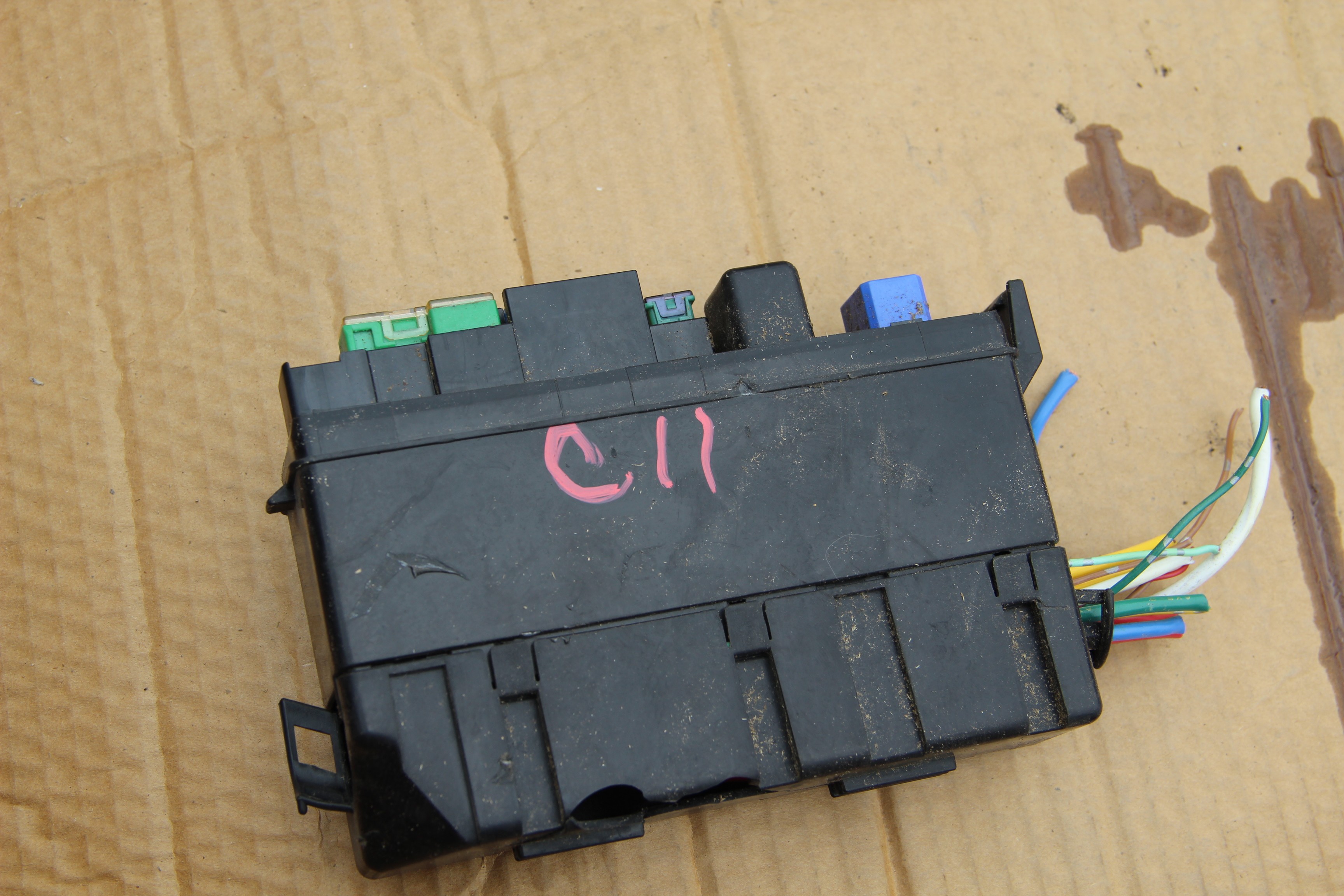 Блок предохранителей Nissan Tiida