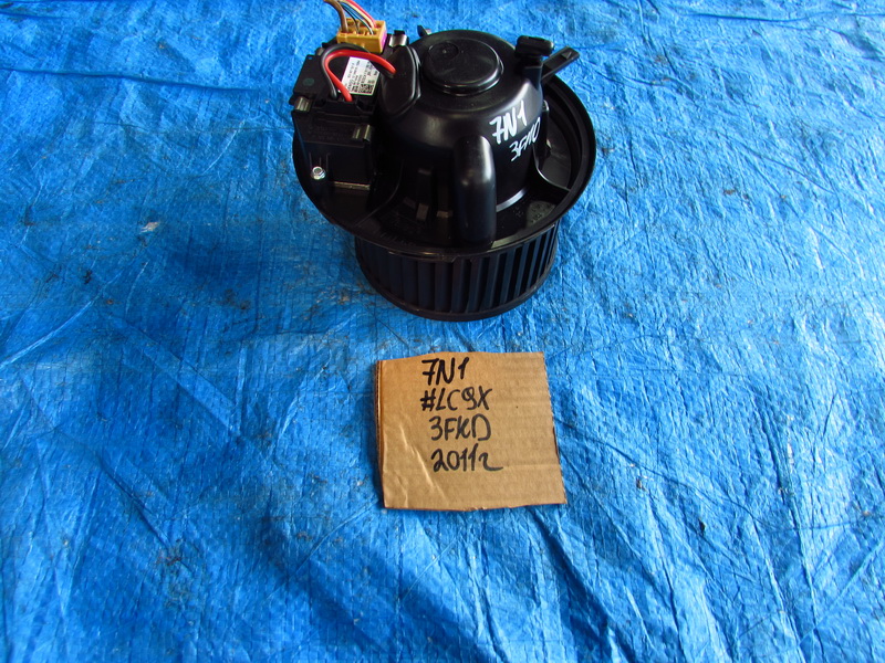 Моторчик печки Volkswagen Sharan