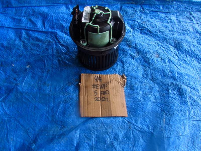 Моторчик печки Peugeot 308