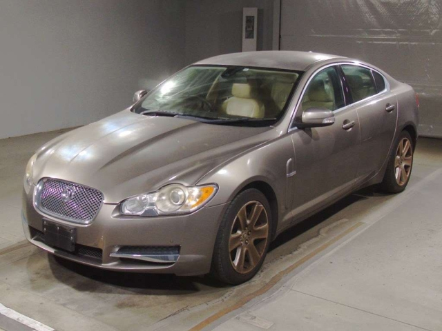 Jaguar Xf CC9