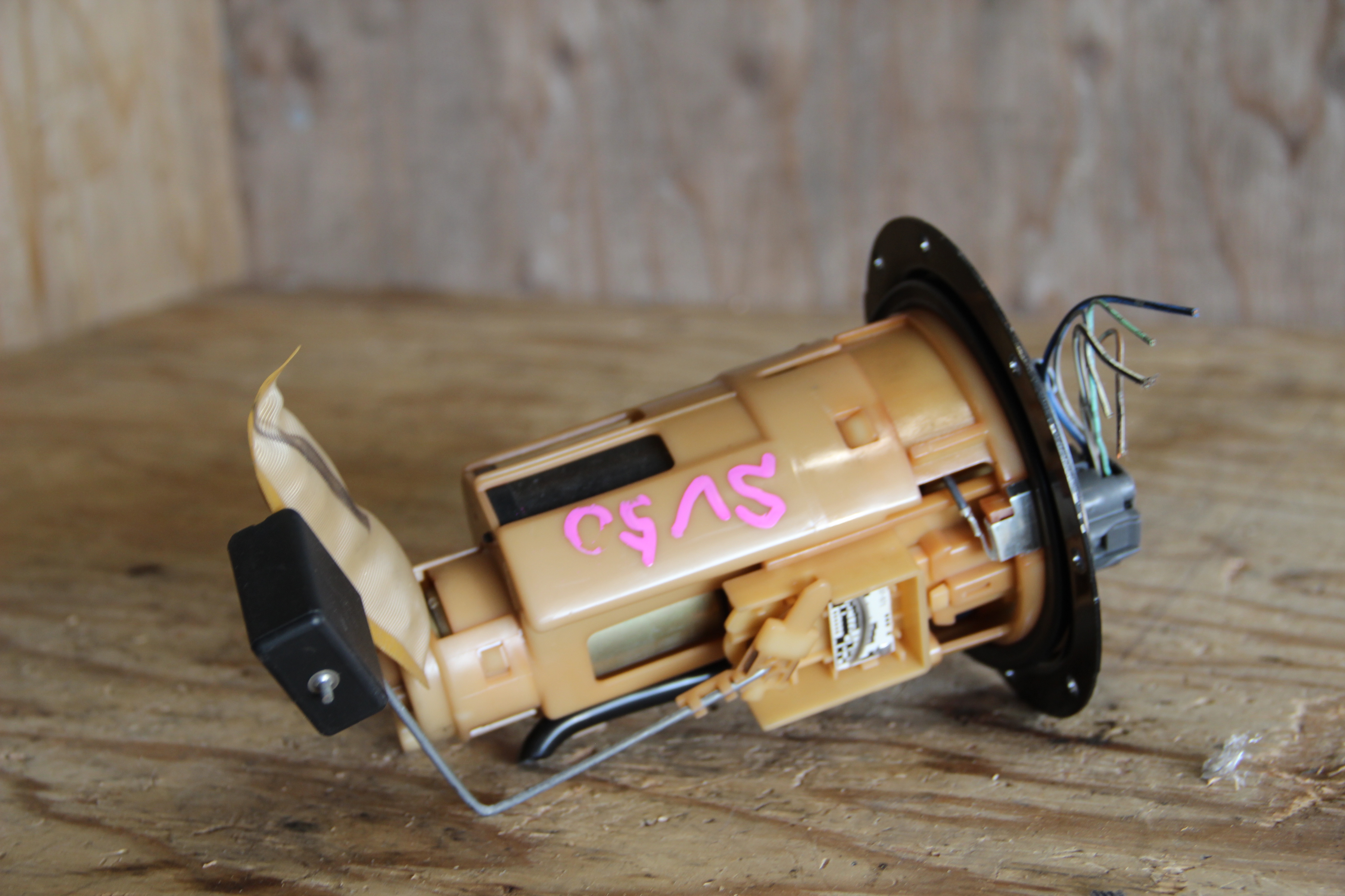 Топливный насос тойота алекс. Насос топливный тойота 24 в. Бензонасос виста ардео sv50. Топливный насос тойота кроун 141. Помпа toyota bb.