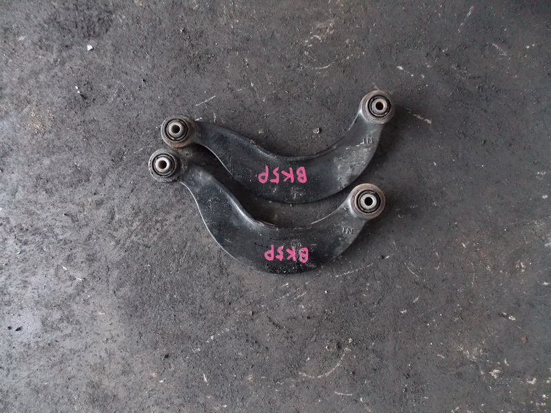 Рычаг Mazda Axela