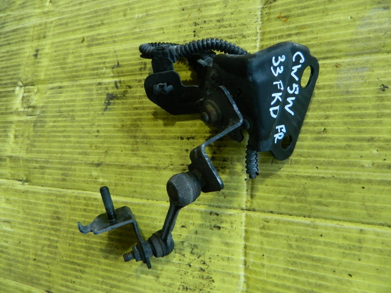 Датчик положения кузова Mitsubishi Outlander