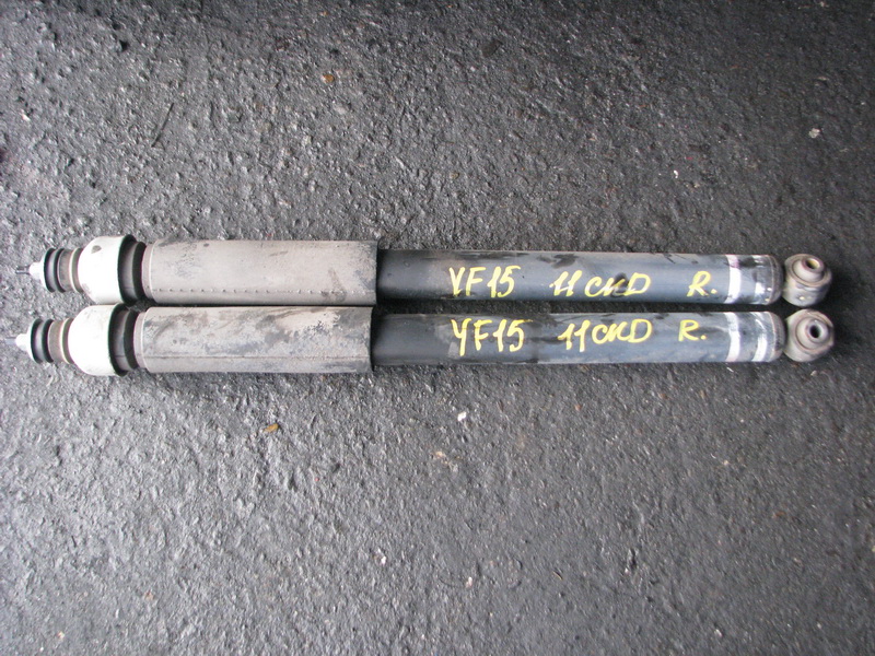 Амортизатор Nissan Juke YF15