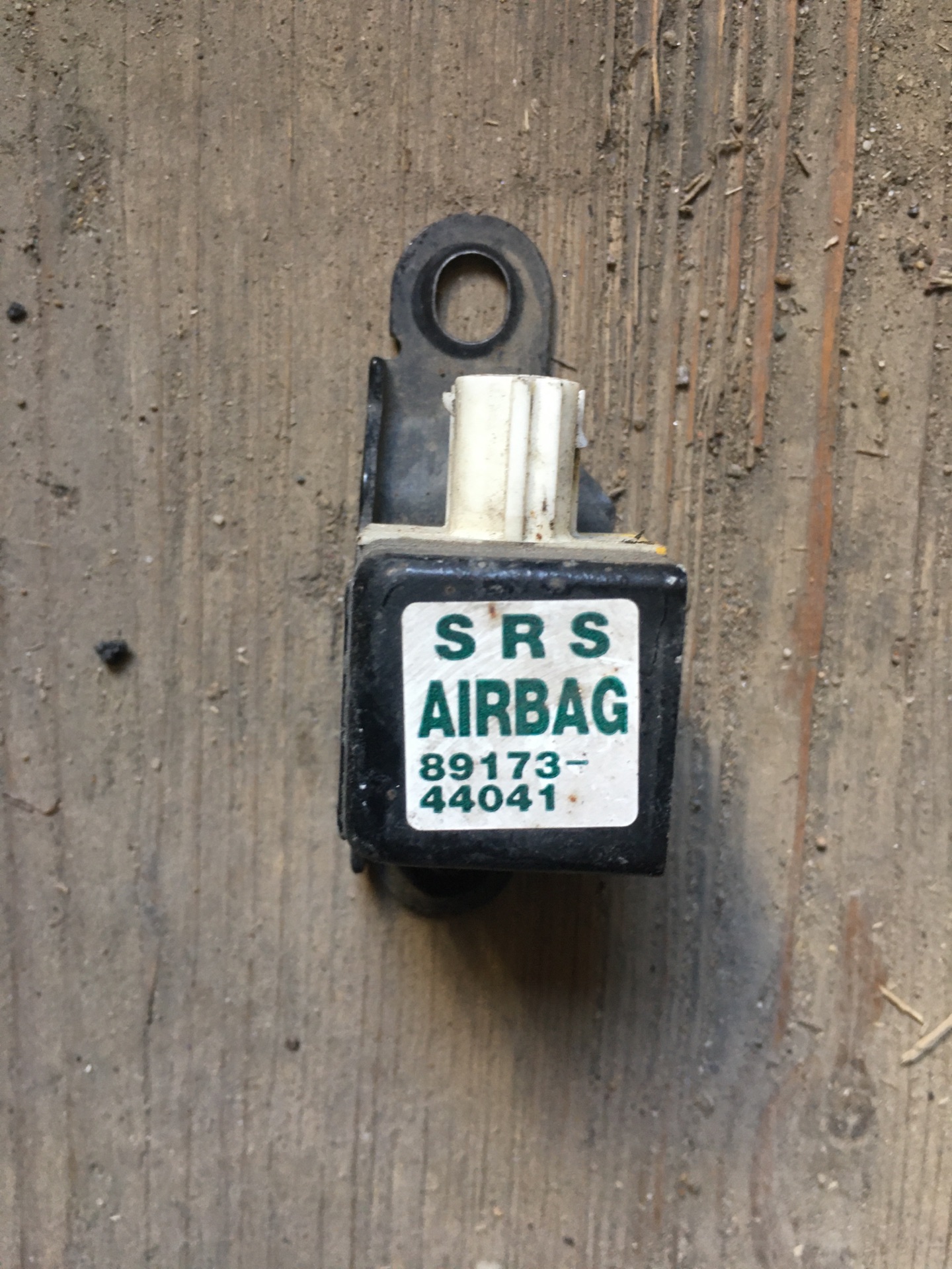 Датчик подушки безопасности Toyota Voxy AZR65