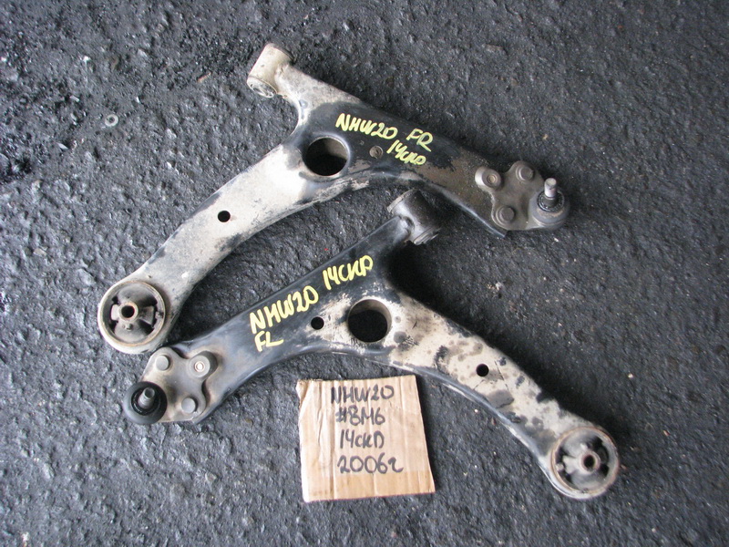 Рычаг Toyota Prius NHW20