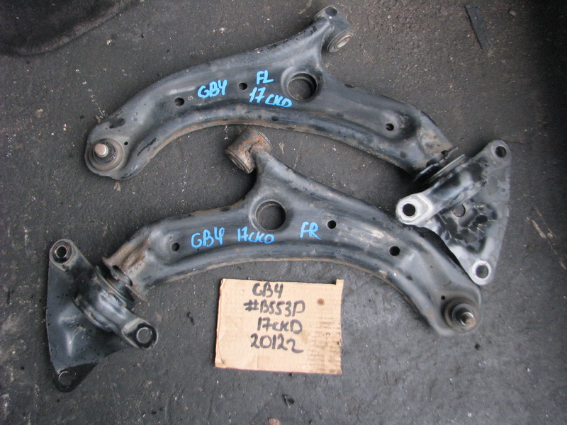 Рычаг Honda Freed