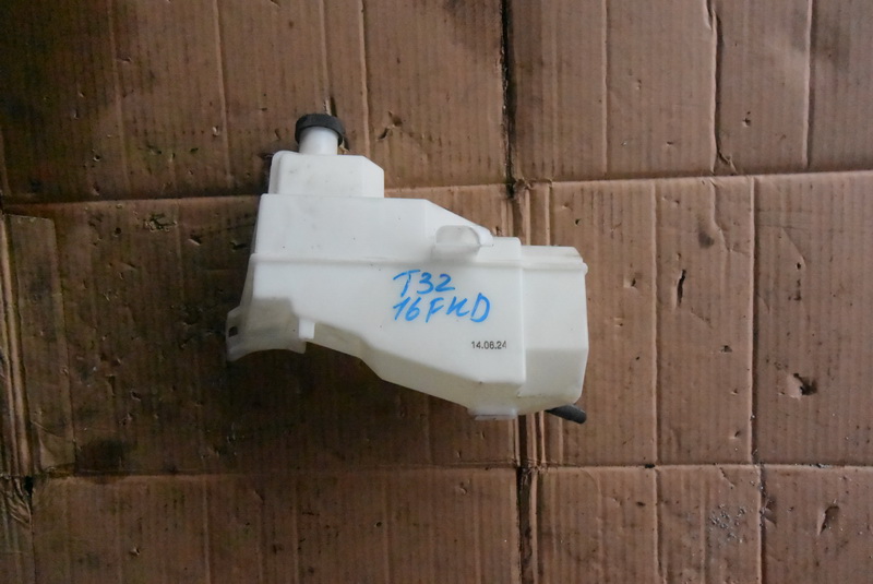 Бачок расширительный Nissan X-Trail T32