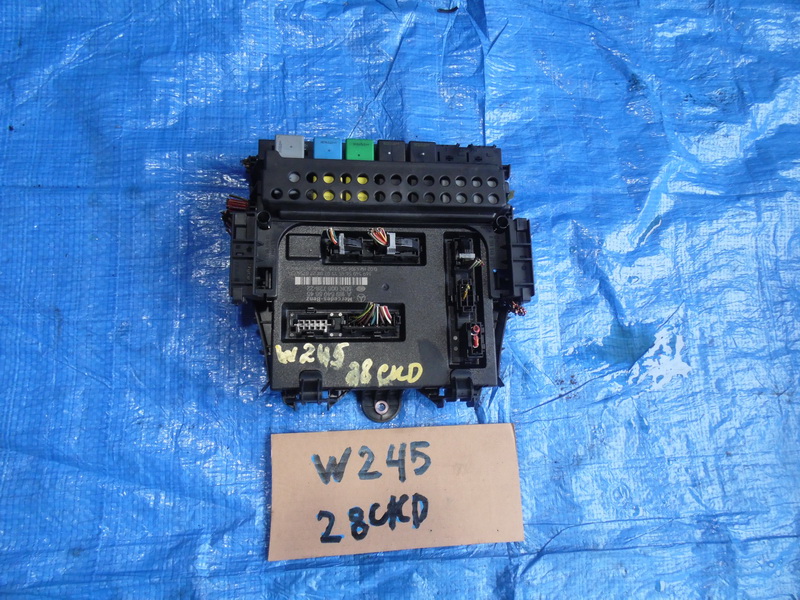 Блок предохранителей Mercedes-benz B-class