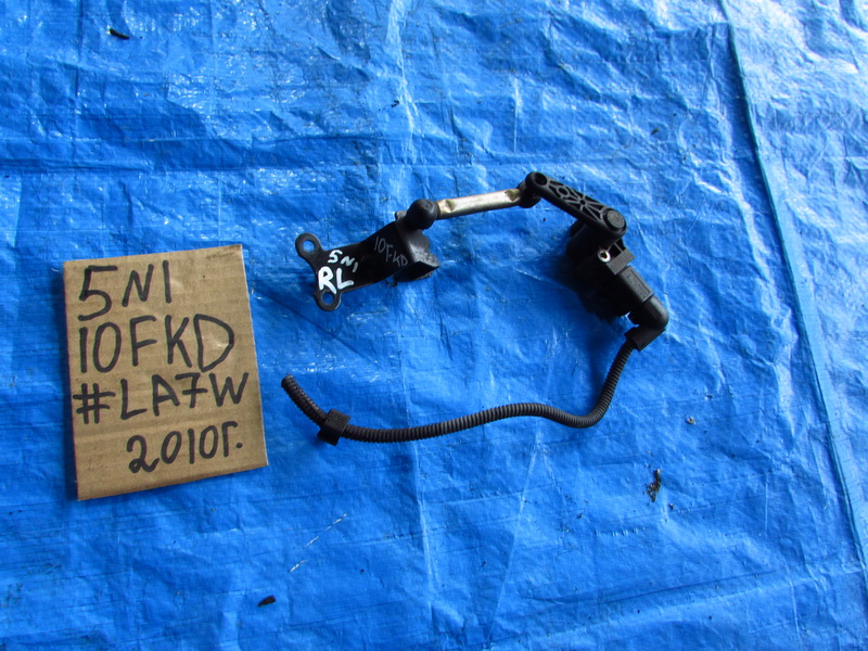 Датчик положения кузова Volkswagen Tiguan