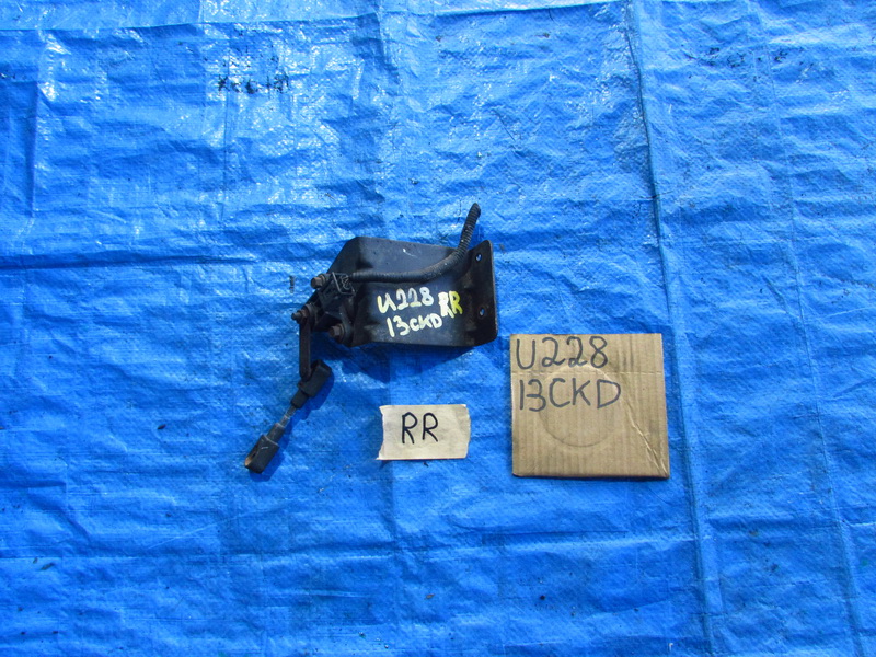 Датчик положения кузова Lincoln Navigator