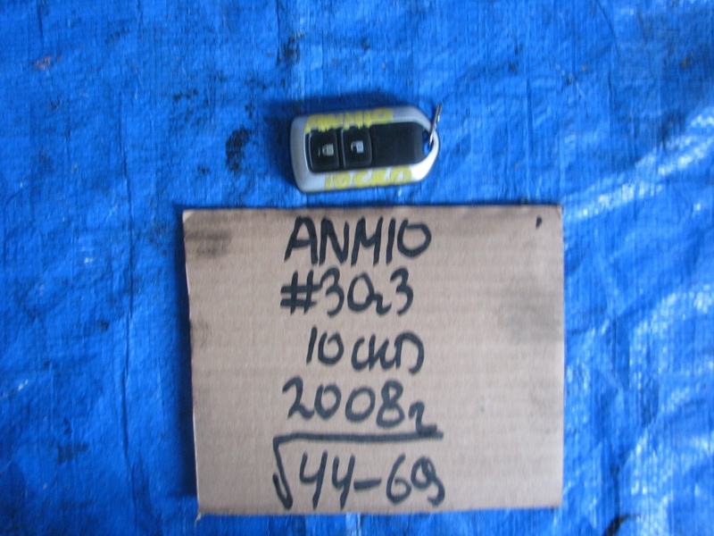 Ключ зажигания Toyota Isis ANM10