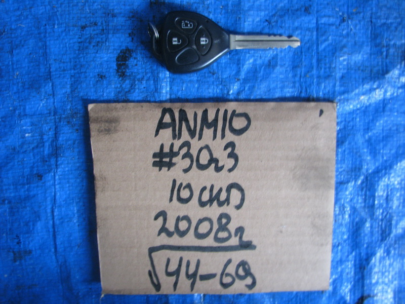 Ключ зажигания Toyota Isis ANM10