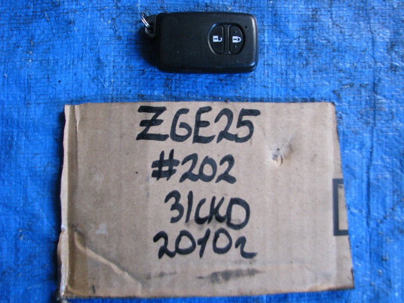 Ключ зажигания Toyota Wish ZGE25