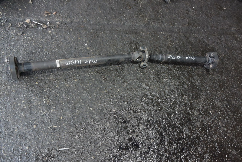 Карданный вал Lexus Gs350