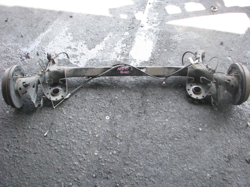 Балка задняя Toyota Aqua NHP10