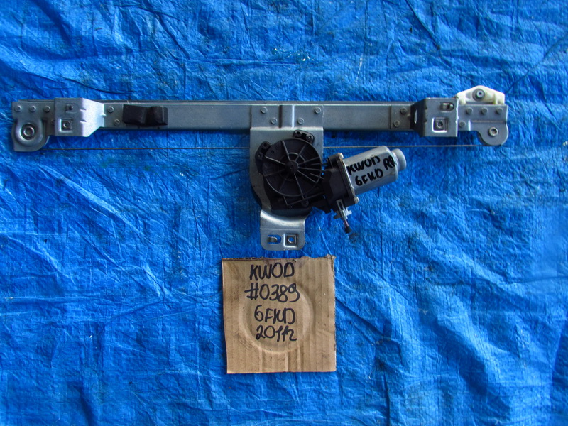 Стеклоподъемник Renaut Kangoo KW0D