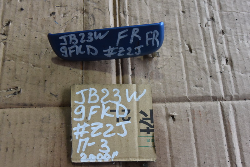 Ручка двери Suzuki Jimny JB23W