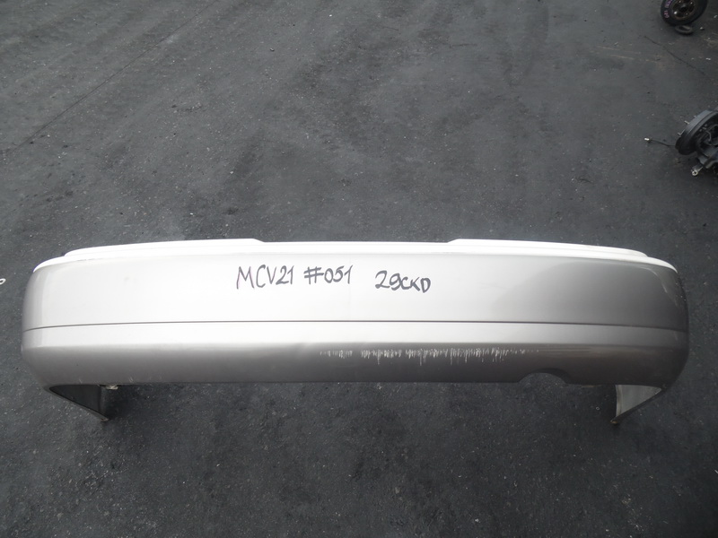 Бампер Toyota Windom