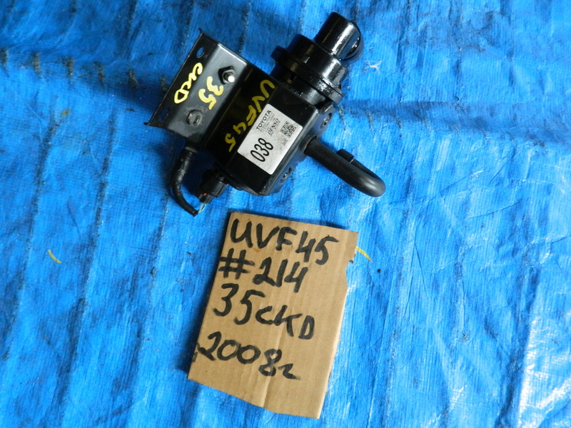 Помпа Lexus Ls600h UVF45