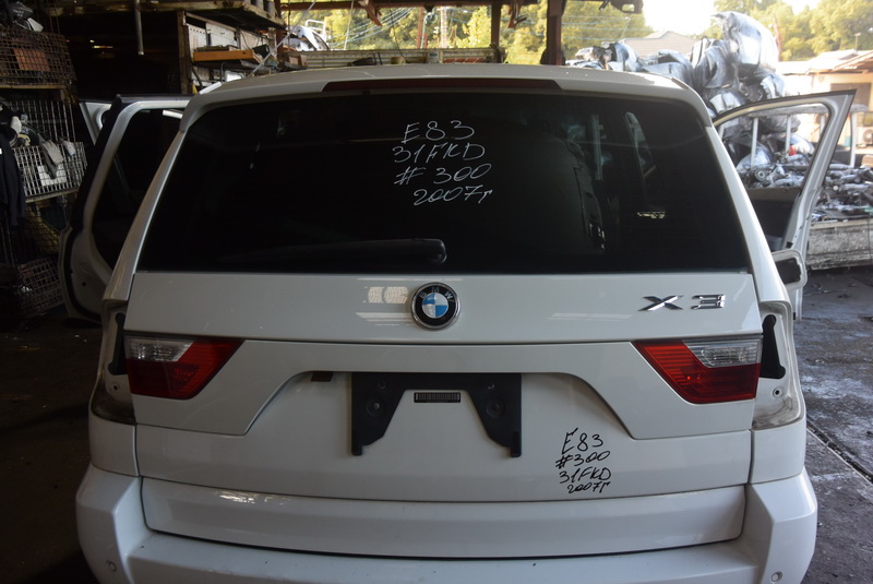 Дверь задняя BMW X3 E83