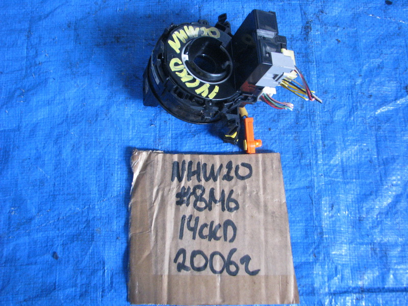 Шлейф подрулевой Toyota Prius NHW20